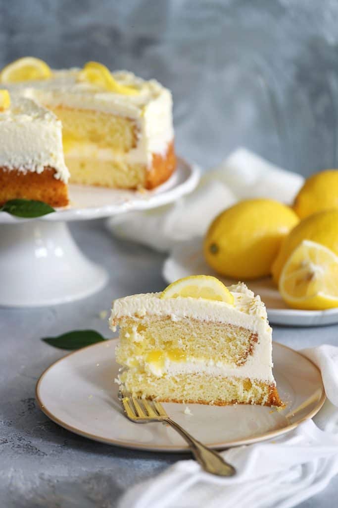 Delicious Lemon Mascarpone Cake