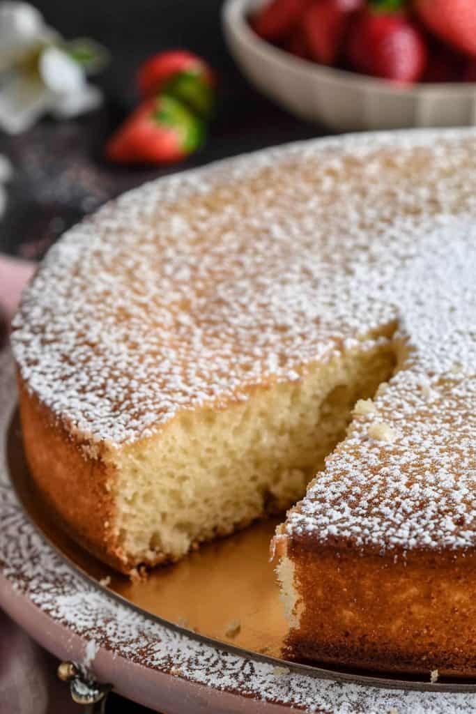 How to Store Italian Sponge Cake