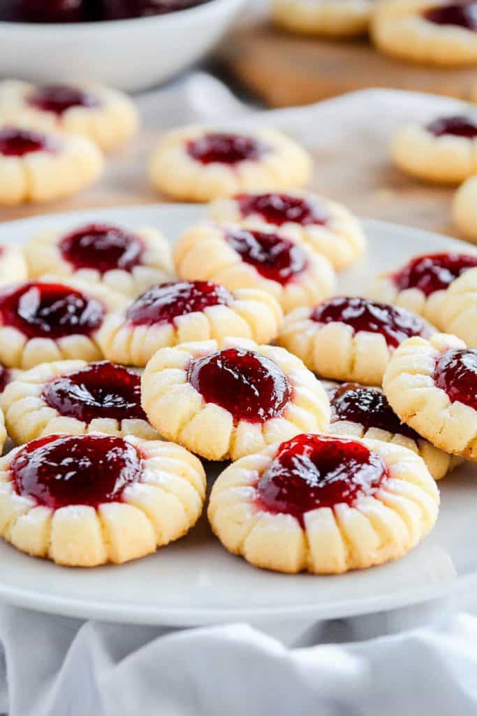 Raspberry and Almond Shortbread Thumbprints Recipes