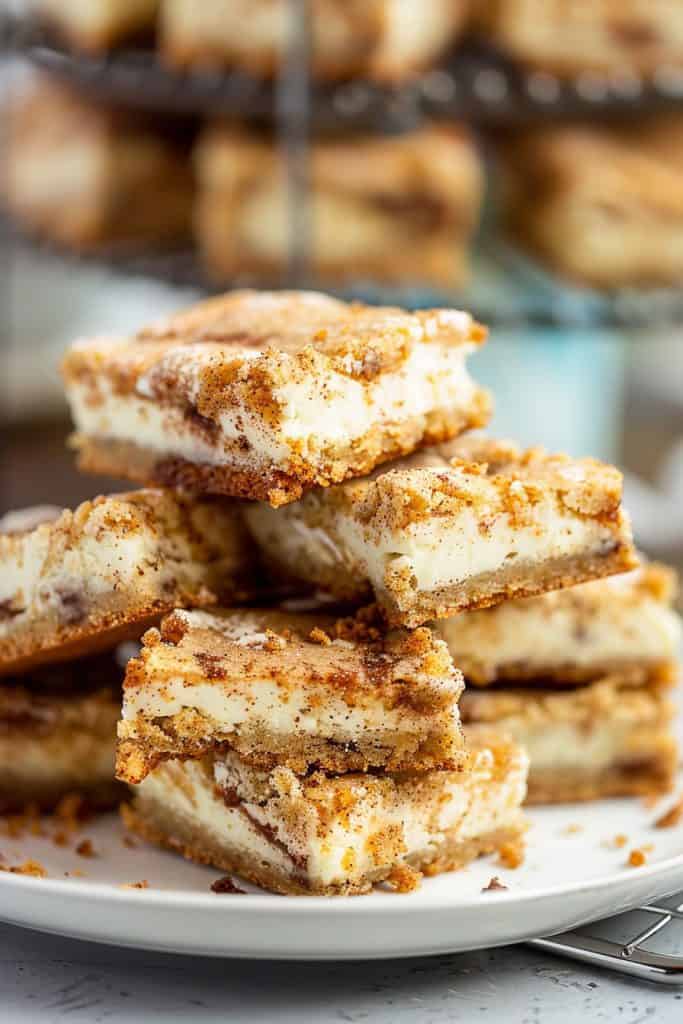 Serving Tips Snickerdoodle Cream Cheese Blondies