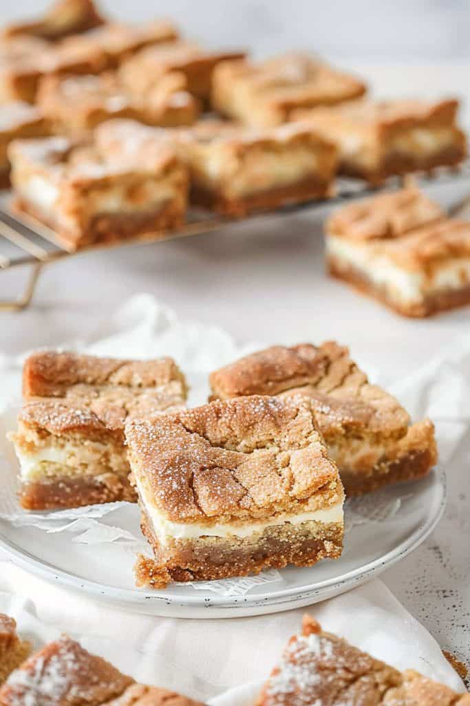 Snickerdoodle Cream Cheese Blondies Recipe