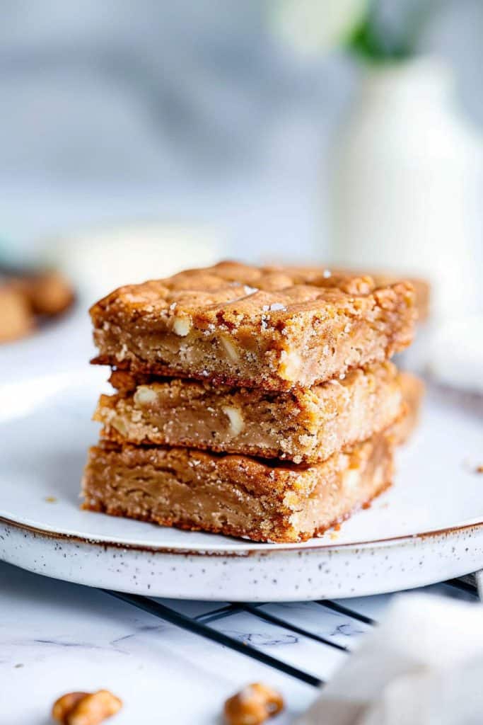 White Chocolate Snickerdoodle Blondies