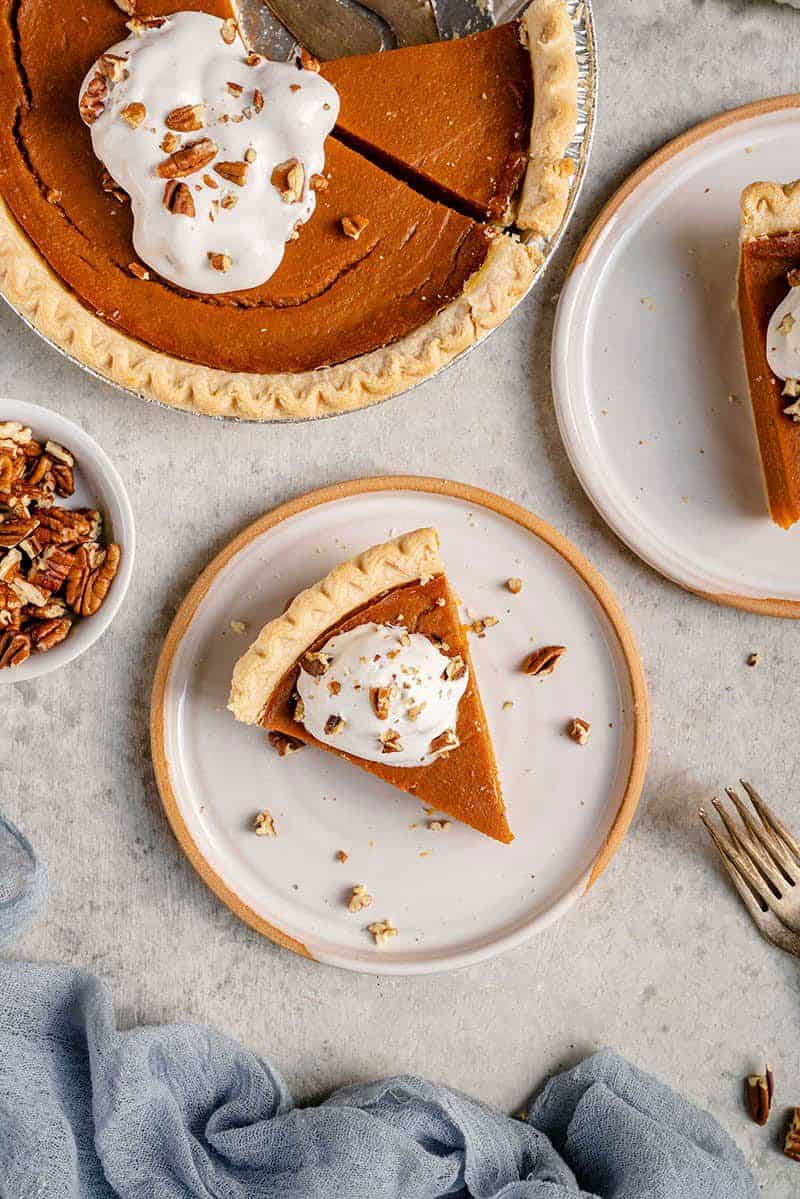 1. Classic Vegan Pumpkin Pie