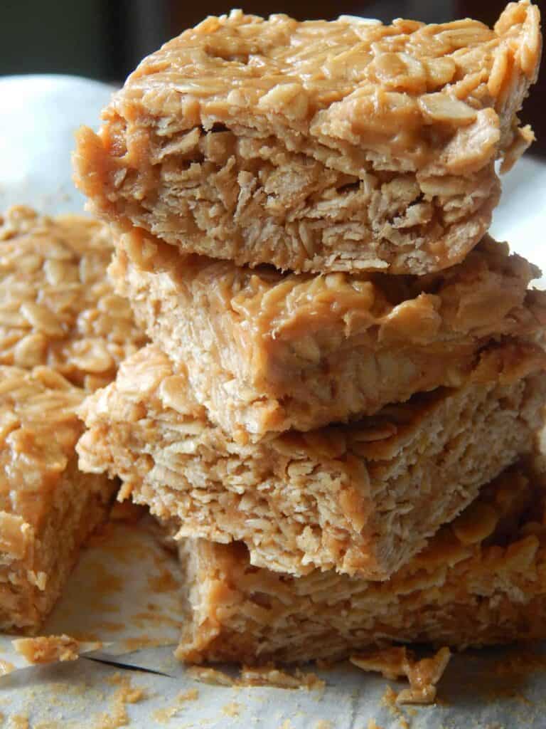 No-Bake Peanut Butter Oatmeal Bars