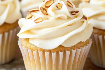 Almond Amaretto Cupcakes