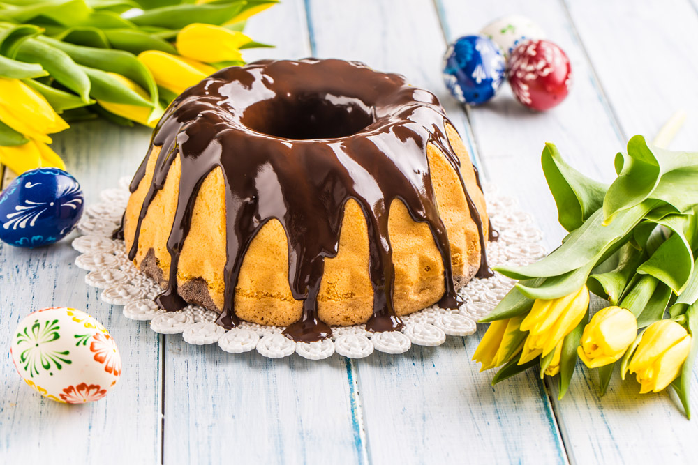 Bake Chocolate Glazed Bundt Cake