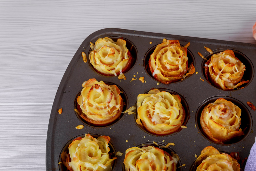 Baking Cheesy Potato Roses with Green Onions