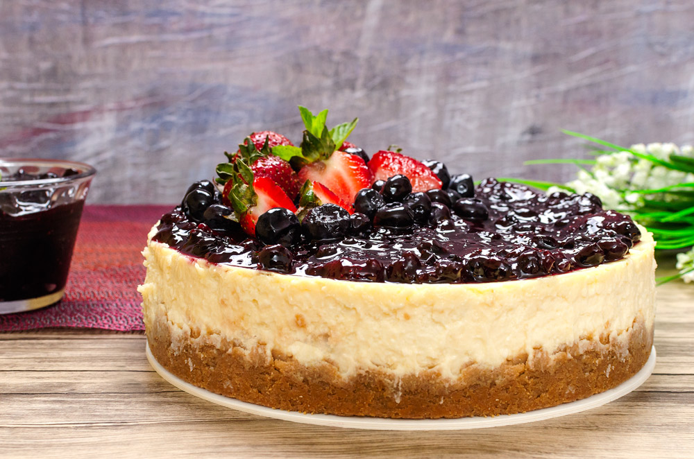 Berry Topping New York Cheesecake