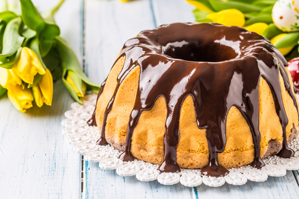 Make Chocolate Glazed Bundt Cake