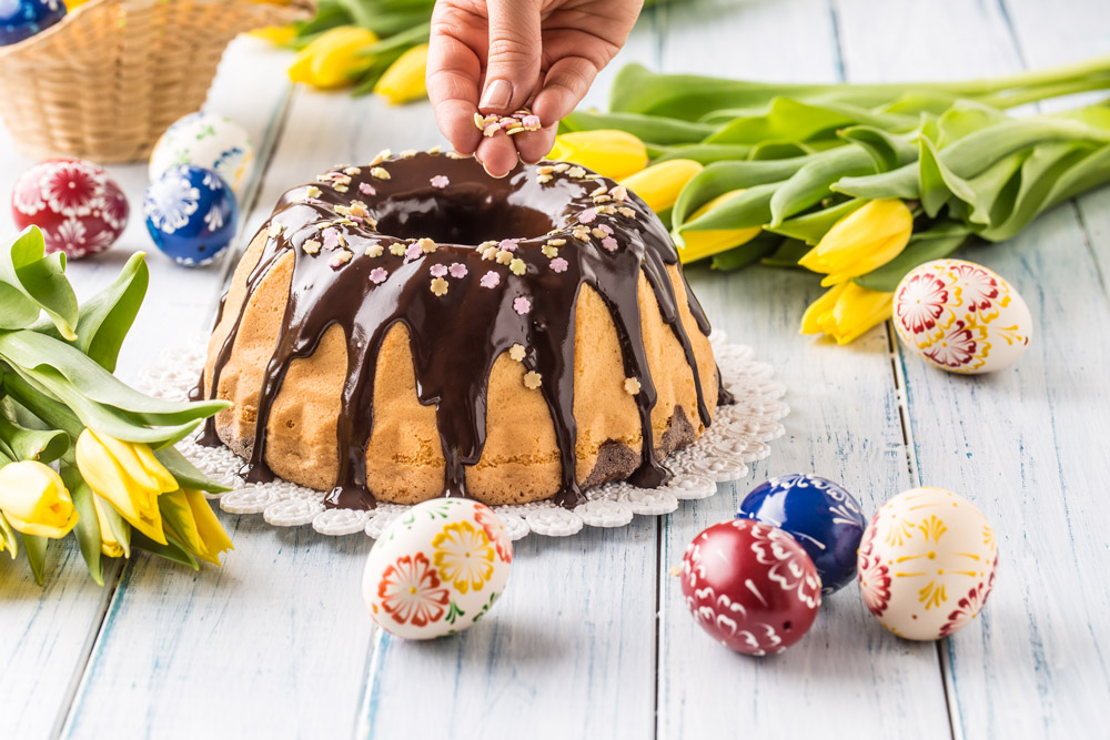 Variations Chocolate Glazed Bundt Cake