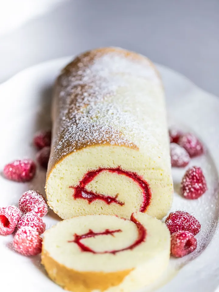 Bakery Swiss Roll Cake