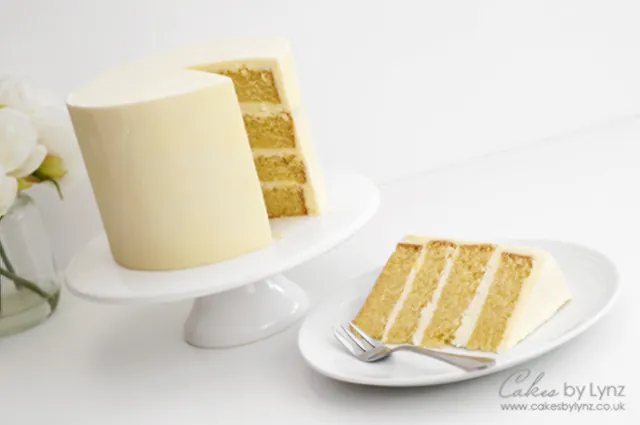 Classic Vanilla Sponge Cake