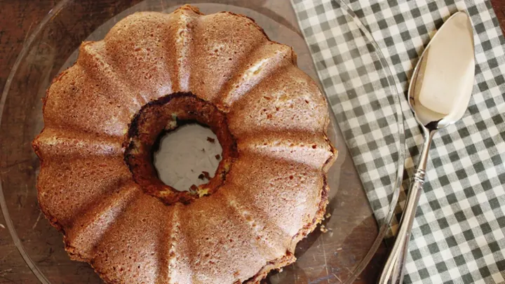 Creme-Filled Golden Bundt Cake