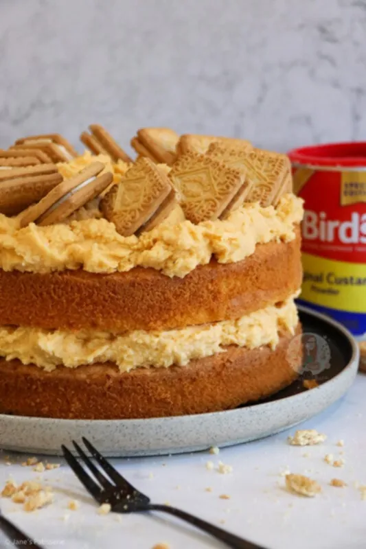 Custard Cream Cake