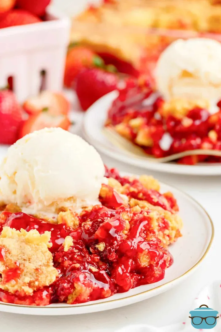 Easy Strawberry Dump Cake