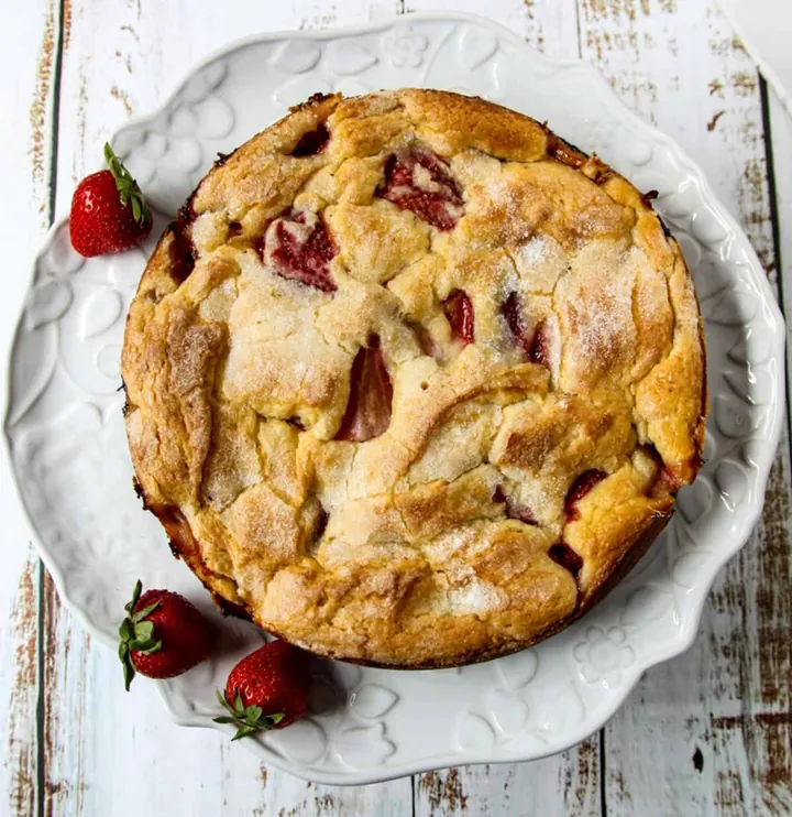 French Strawberry Cake