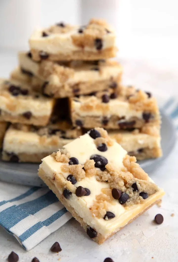 Low-Carb Chocolate Chip Cookie Cheesecake Bars