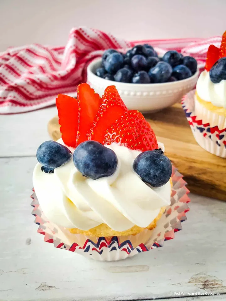 Red, White, and Blue Cupcakes