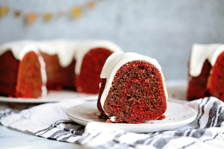 Red Velvet Swirl Bundt Cake