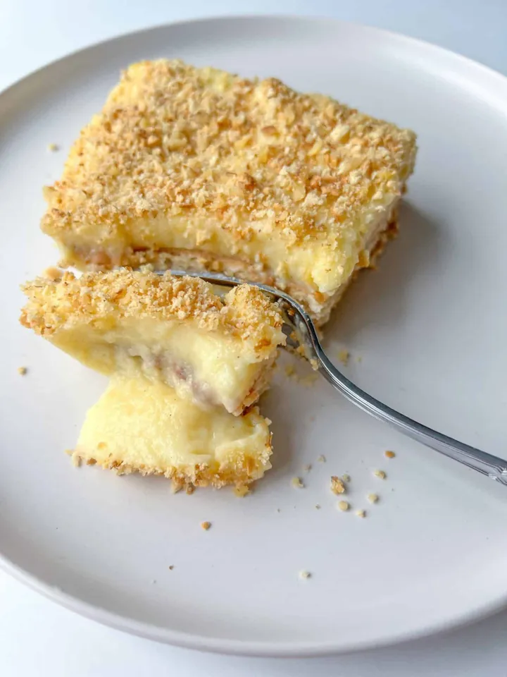 Simple Custard Cake