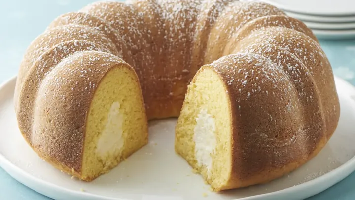 Sock-It-To-Me Bundt Cake