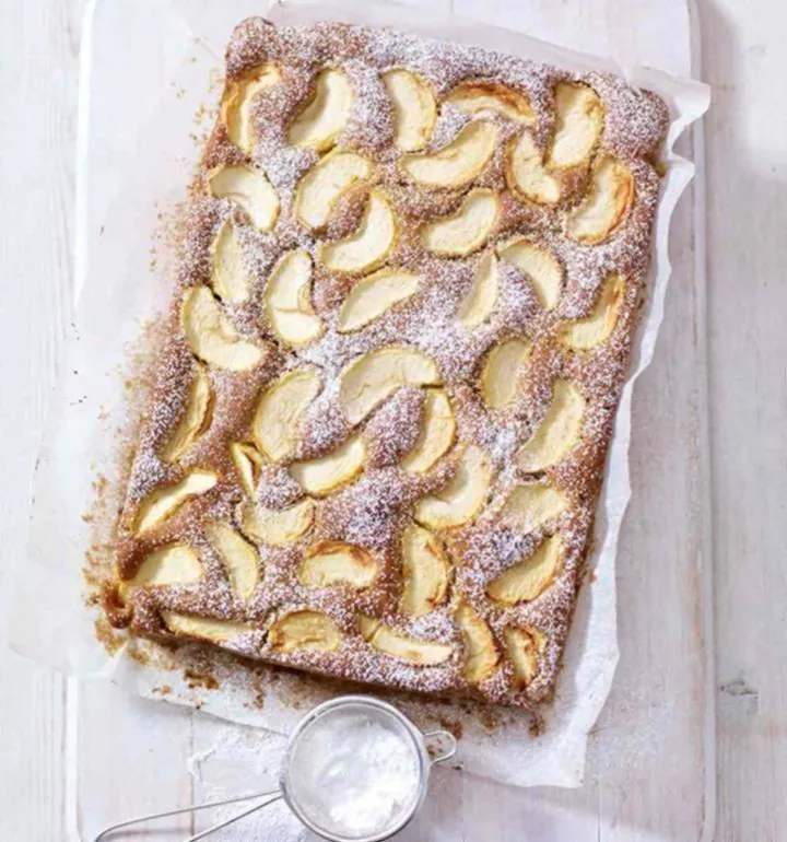 Spiced Dorset Apple Traybake