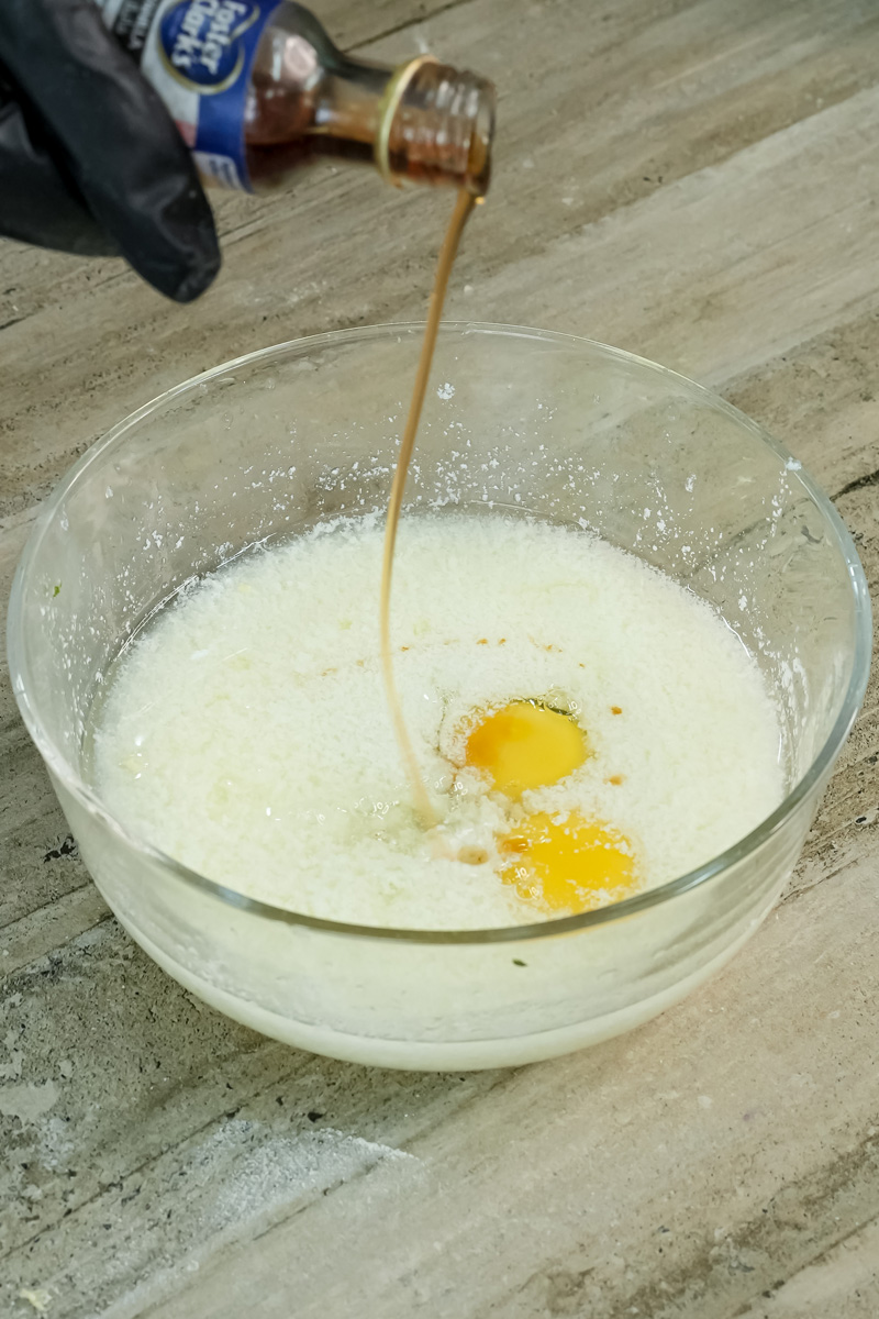 Adding vanilla extract to milk and eggs for Oreo pancake batter