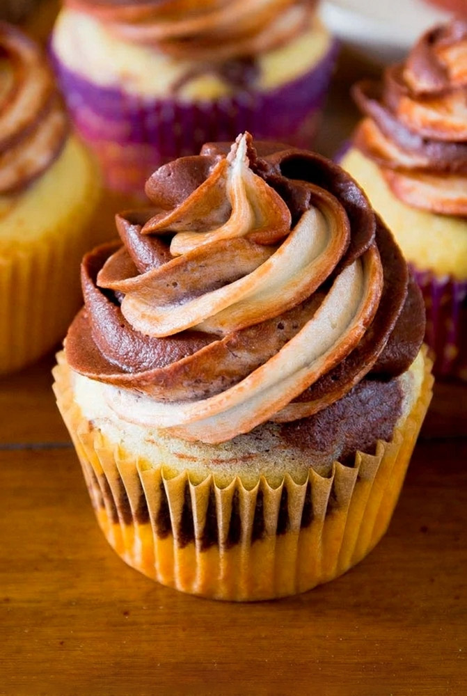 The Ultimate Bakery-Style Marble Swirled Cupcakes The Ultimate Bakery-Style Marble Swirled Cupcakes