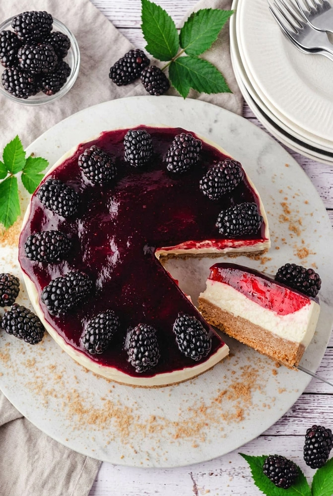 No-Bake Blackberry Cheesecake